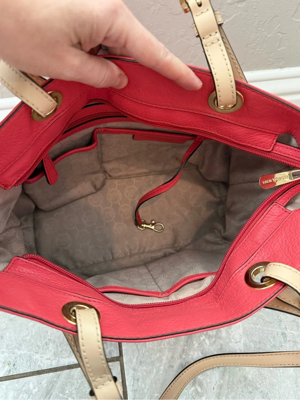 Michael Kors Bedford Coral Pink Pebbled Leather Tote 30H4GBFT6L